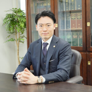 弁護士 鈴木 翔太